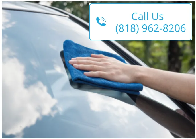Windshield cleaning and auto glass service